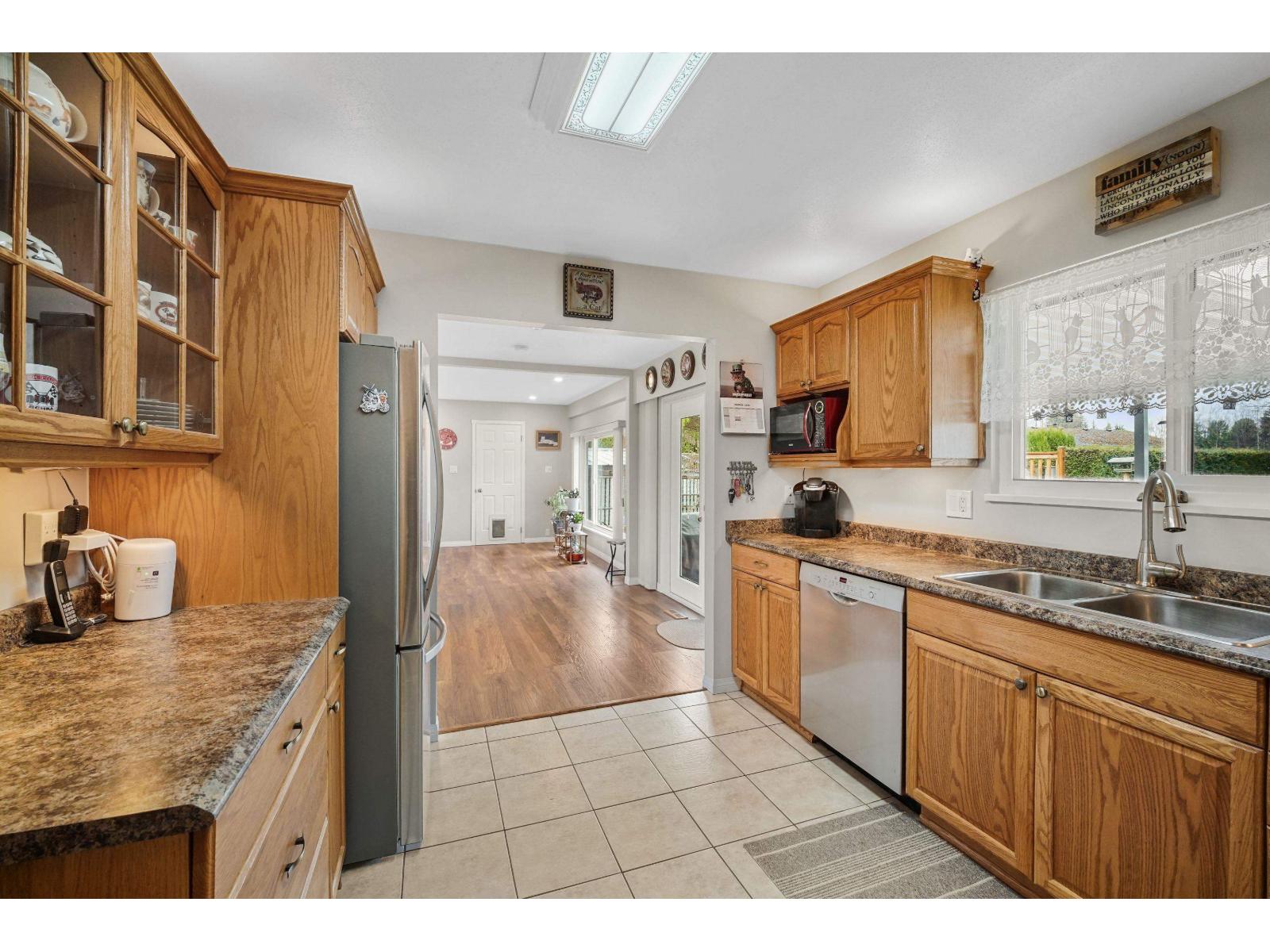 24322 46a Avenue, Langley, British Columbia  V2Z 2M3 - Photo 12 - R3104364