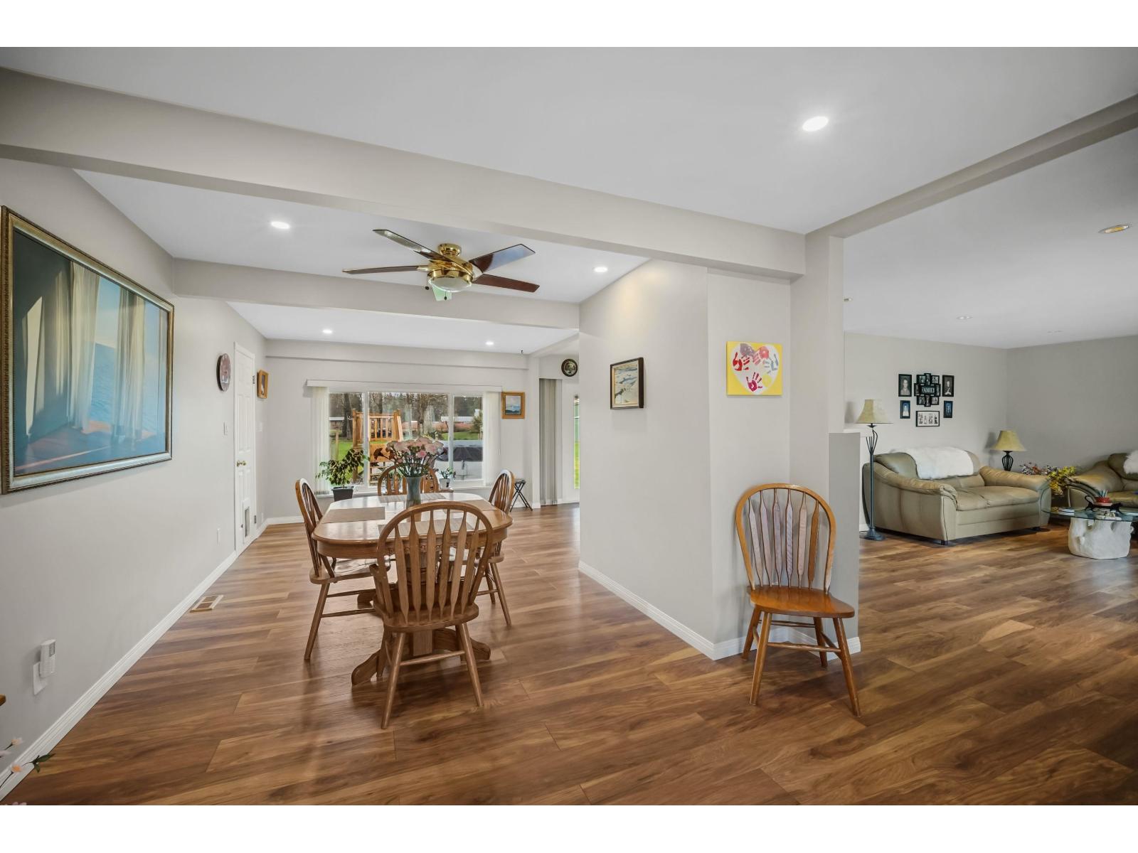 24322 46a Avenue, Langley, British Columbia  V2Z 2M3 - Photo 6 - R3104364