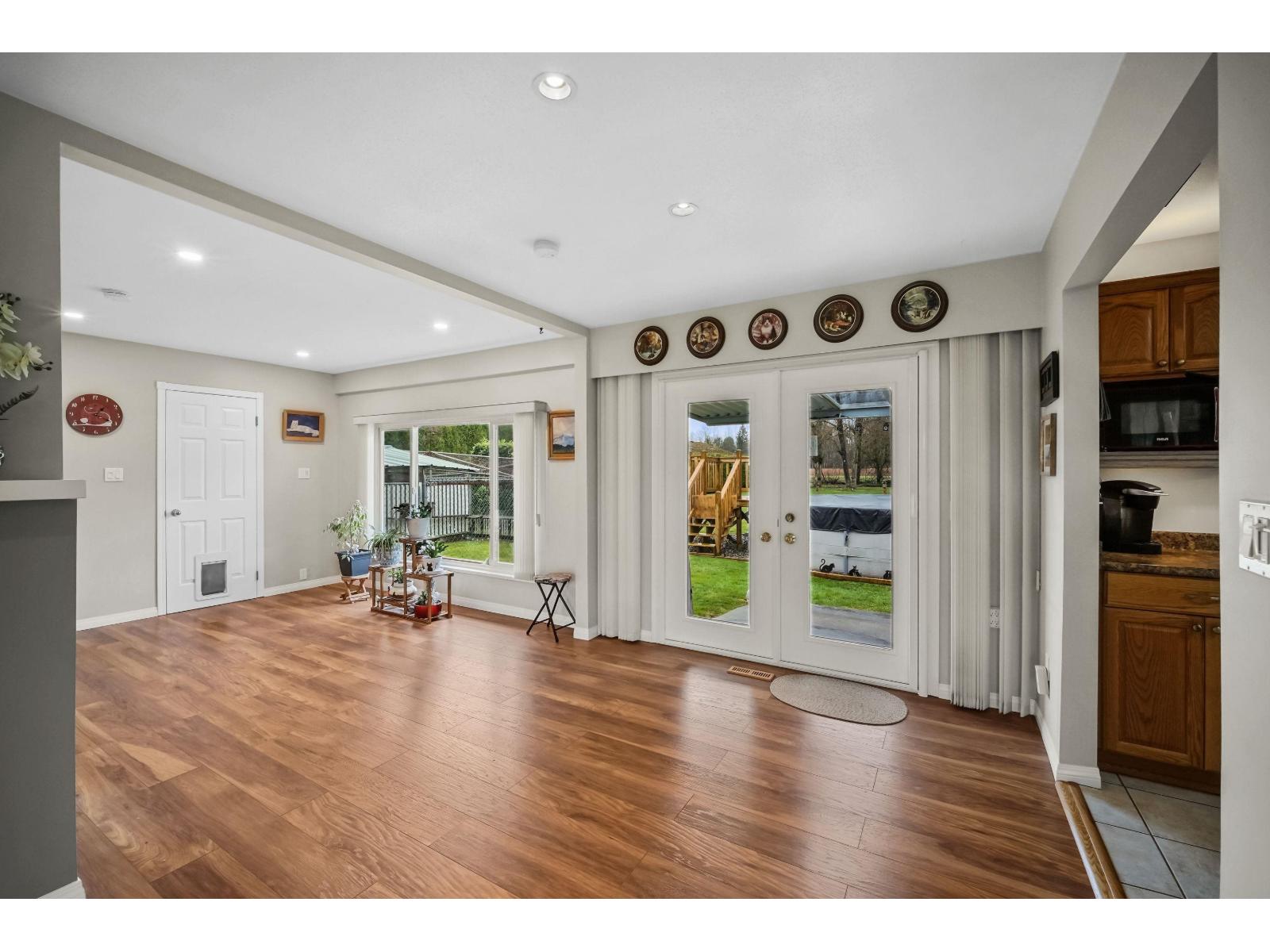 24322 46a Avenue, Langley, British Columbia  V2Z 2M3 - Photo 5 - R3104364