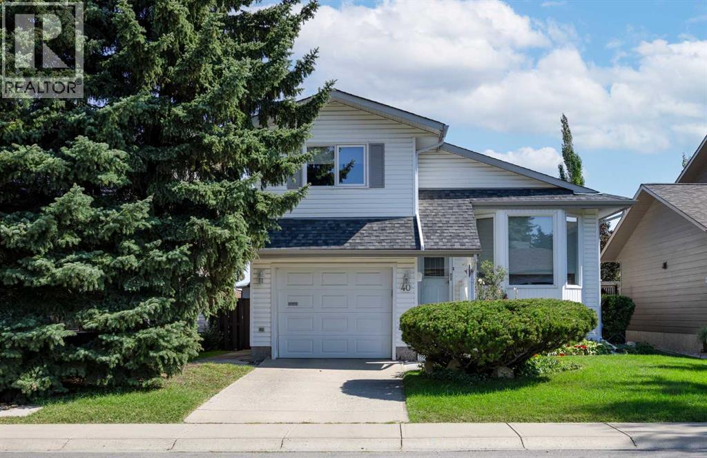 40 Cedargrove Way SW, Calgary, Alberta  T2W 4V1 - Photo 2 - A2292650