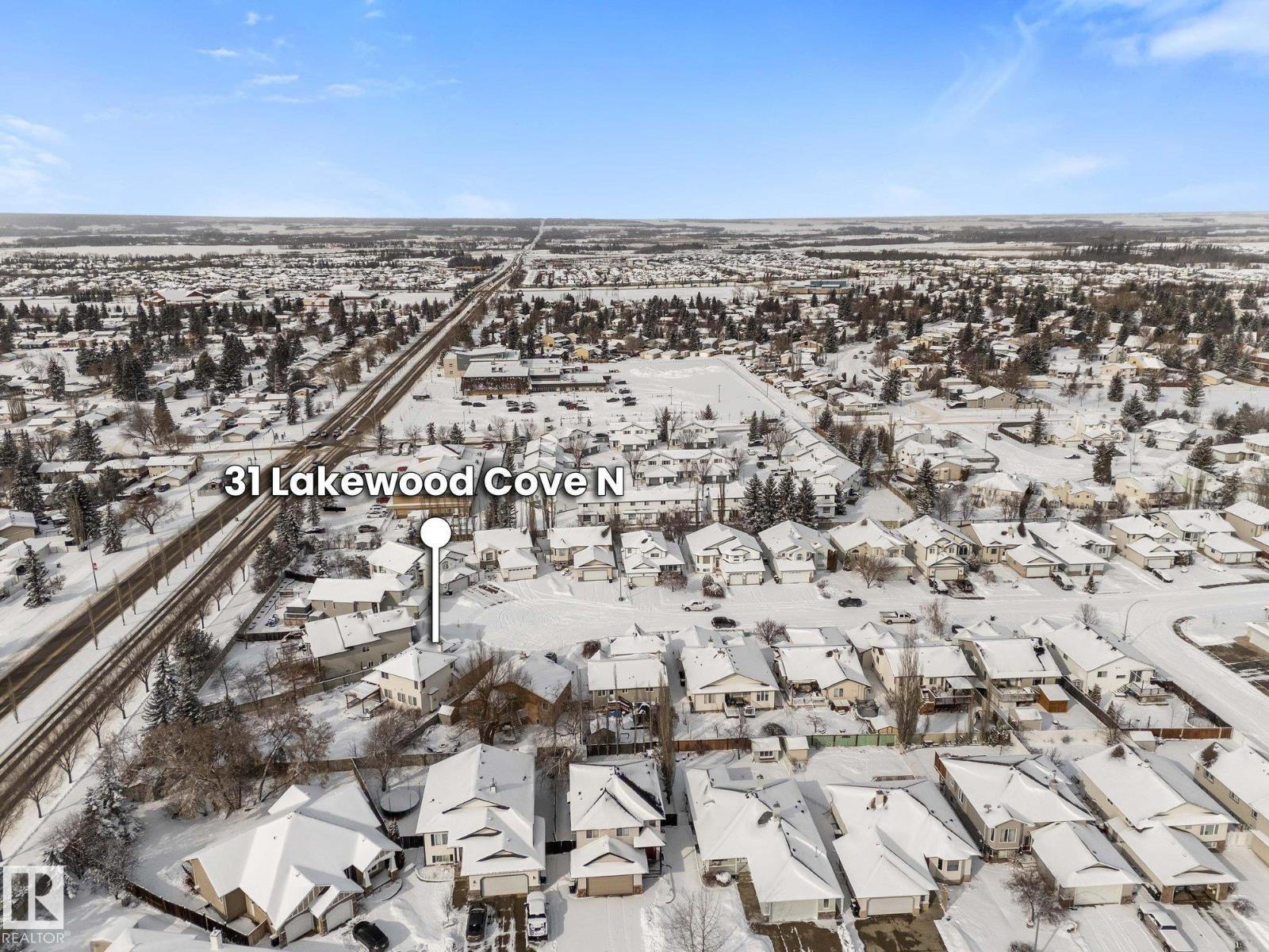 31 Lakewood Cove N, Spruce Grove, Alberta  T7X 4B4 - Photo 2 - E4479685