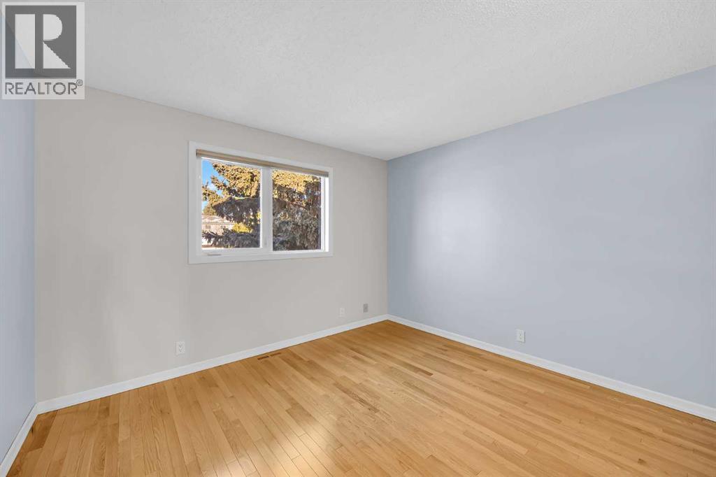 40 Cedargrove Way SW, Calgary, Alberta  T2W 4V1 - Photo 35 - A2292650