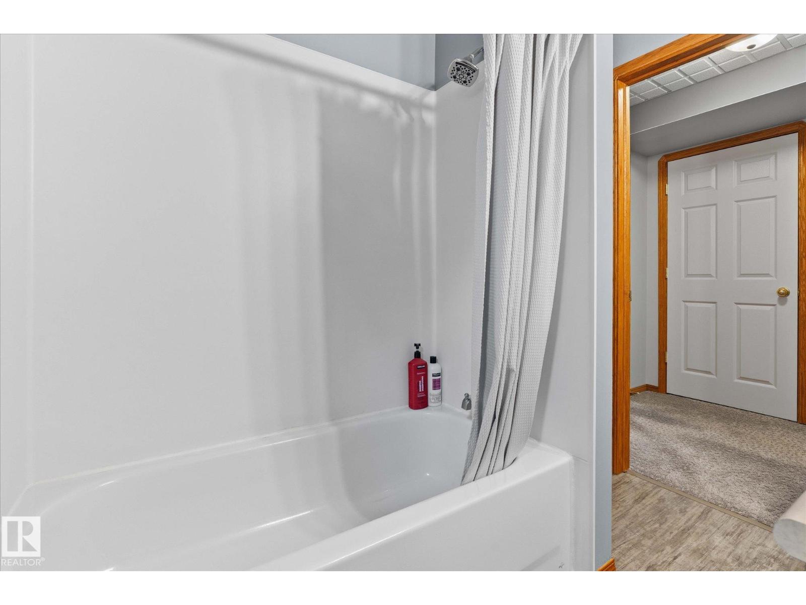 31 Lakewood Cove N, Spruce Grove, Alberta  T7X 4B4 - Photo 46 - E4479685