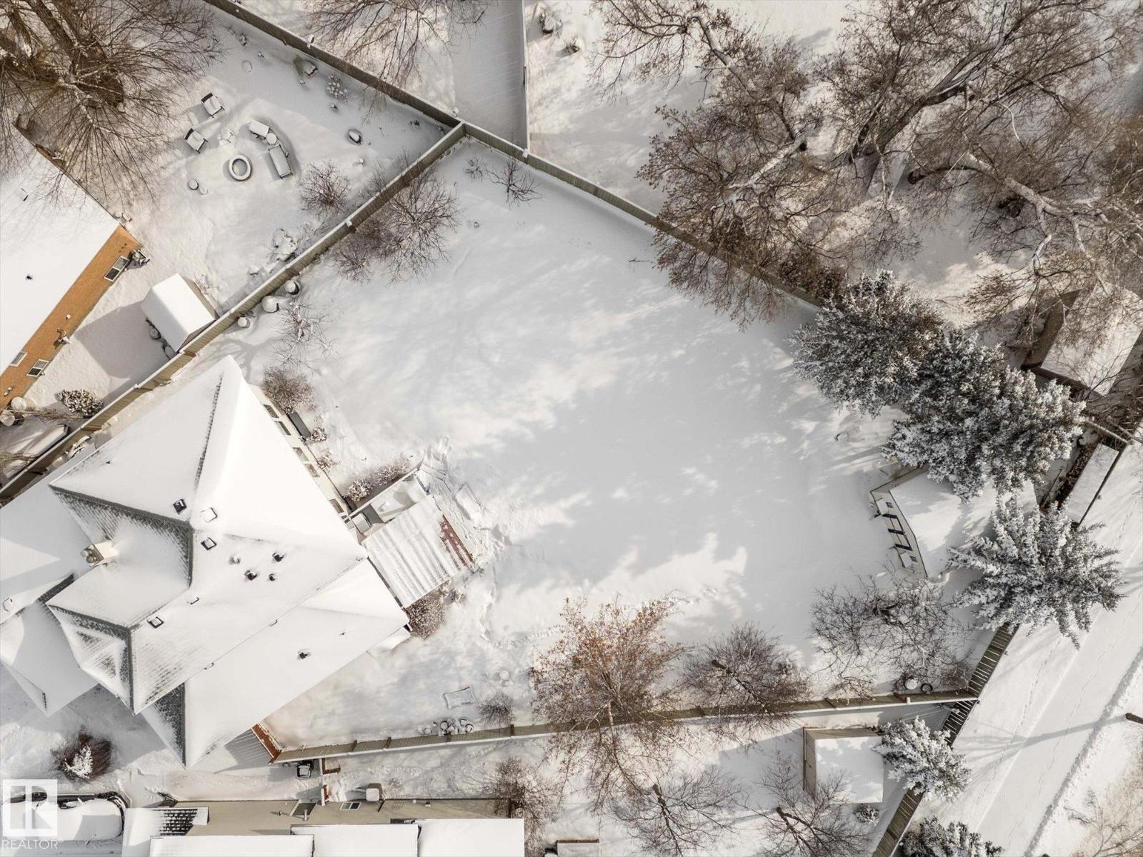 31 Lakewood Cove N, Spruce Grove, Alberta  T7X 4B4 - Photo 3 - E4479685