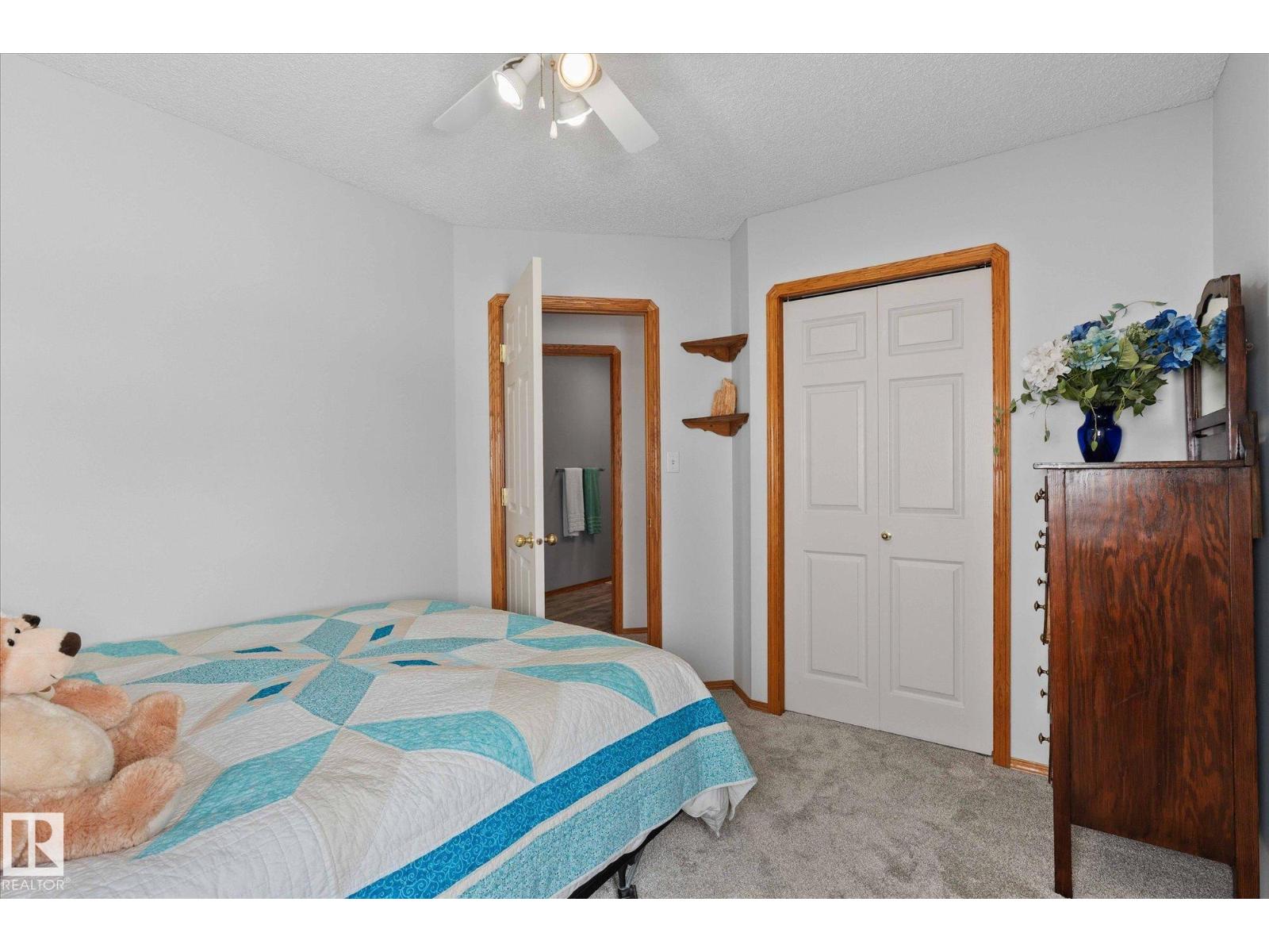 31 Lakewood Cove N, Spruce Grove, Alberta  T7X 4B4 - Photo 34 - E4479685