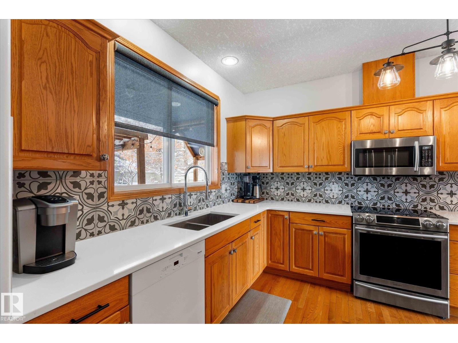 31 Lakewood Cove N, Spruce Grove, Alberta  T7X 4B4 - Photo 13 - E4479685