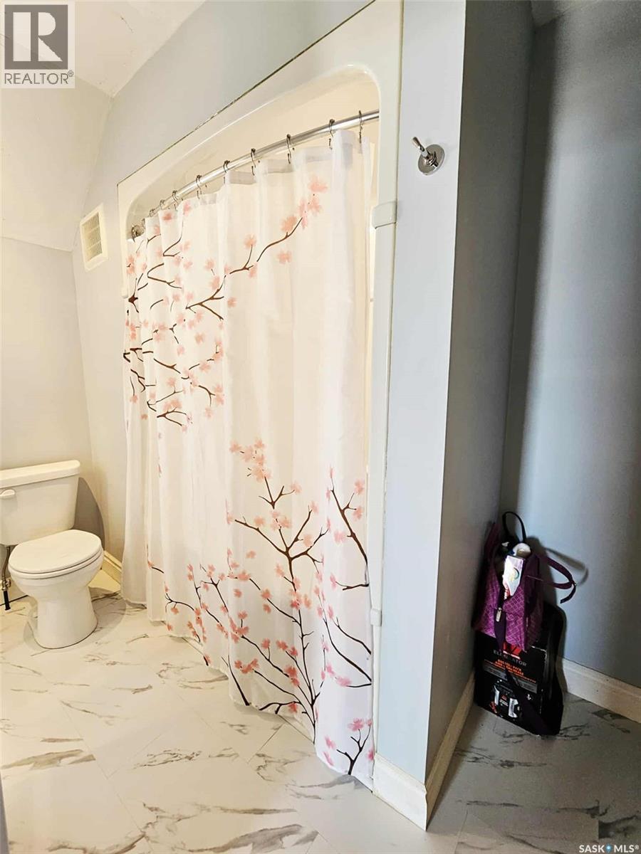 274 7th Avenue E, Melville, Saskatchewan  S0A 2P0 - Photo 23 - SK031612