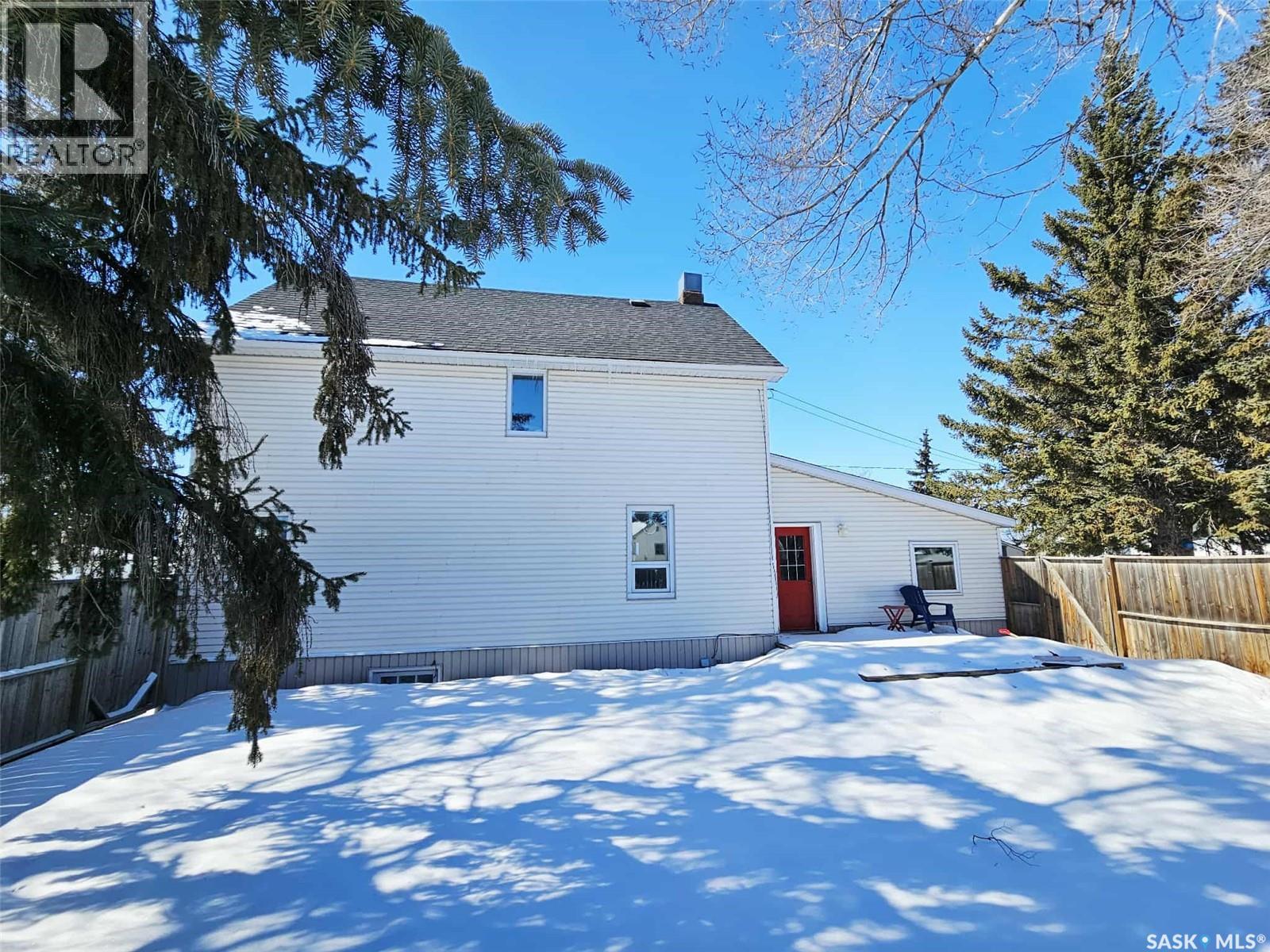 274 7th Avenue E, Melville, Saskatchewan  S0A 2P0 - Photo 36 - SK031612