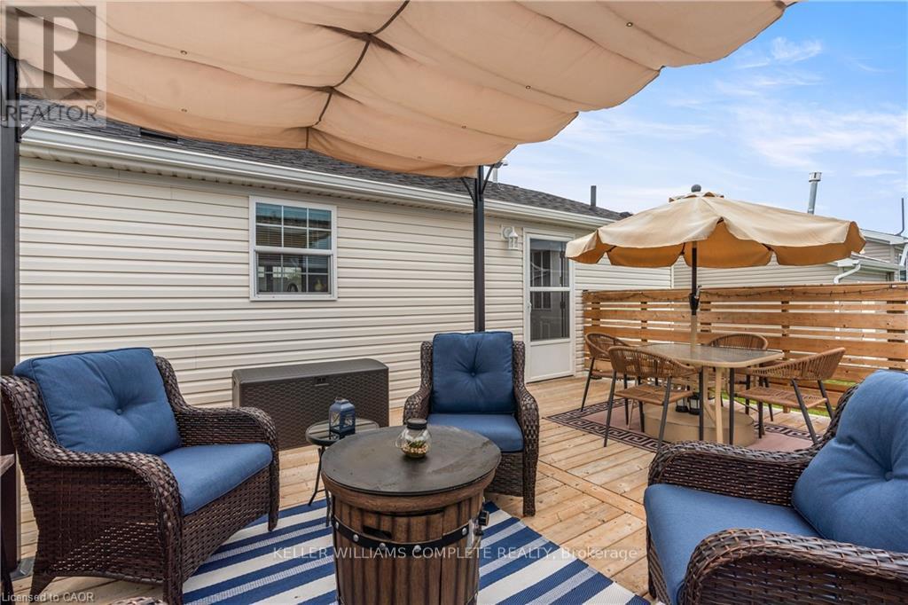 22 Copper Beech Drive, Haldimand, Ontario  N0A 1L0 - Photo 21 - X12936792