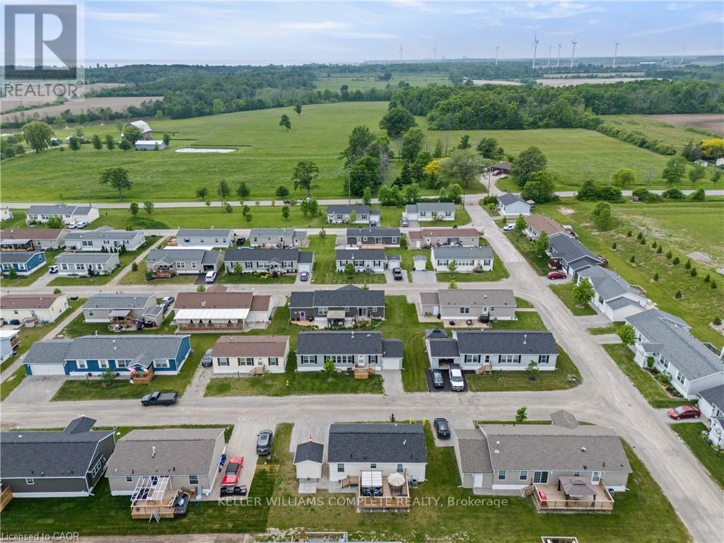 22 Copper Beech Drive, Haldimand, Ontario  N0A 1L0 - Photo 25 - X12936792