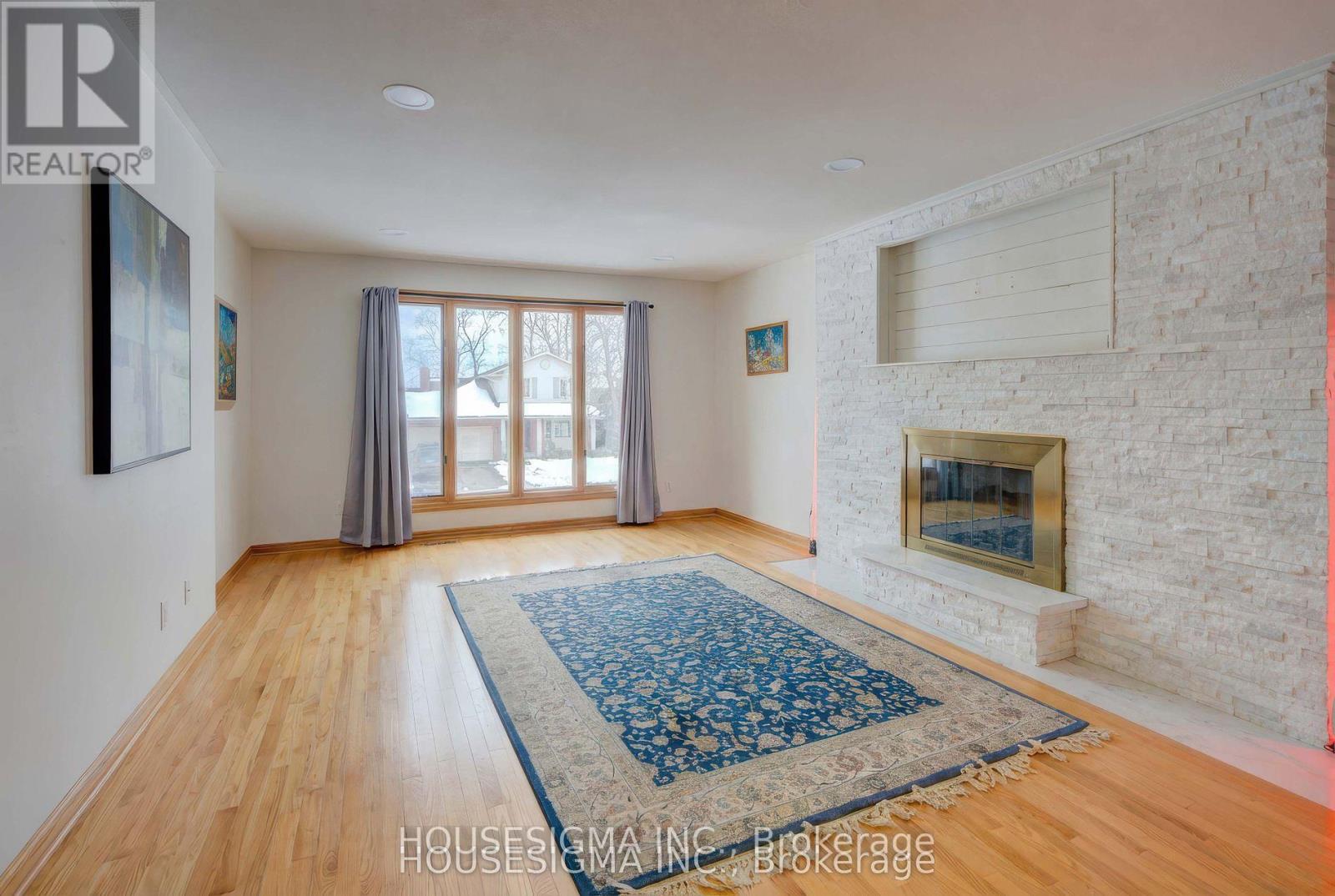 542 Rankin Crescent, Kingston, Ontario  K7M 7L4 - Photo 5 - X12936832