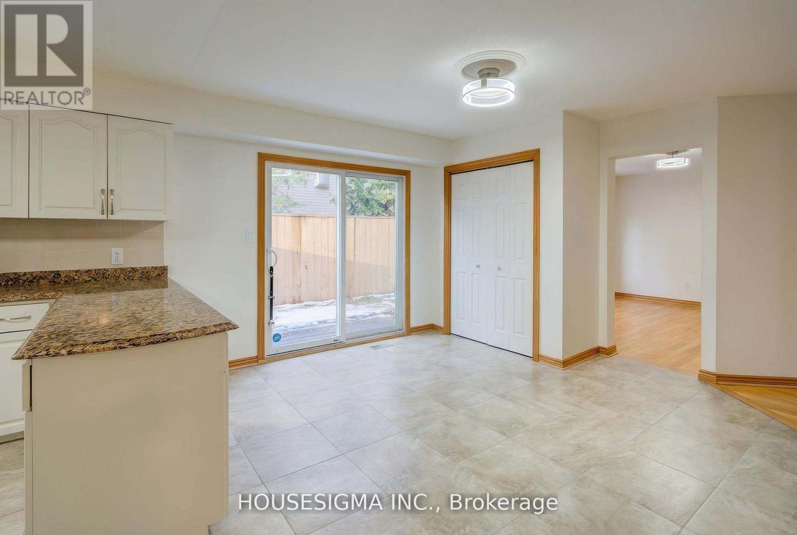 542 Rankin Crescent, Kingston, Ontario  K7M 7L4 - Photo 9 - X12936832