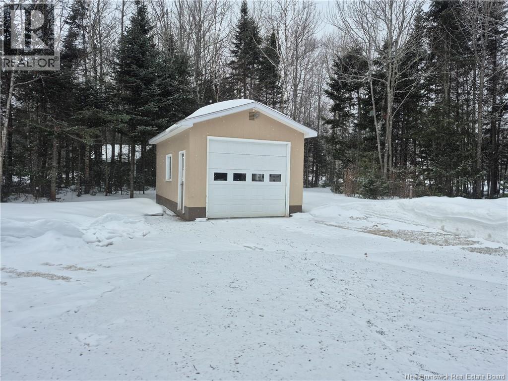 147 Scenic Drive, South Tetagouche, New Brunswick  E2A 4Z2 - Photo 4 - NB136075
