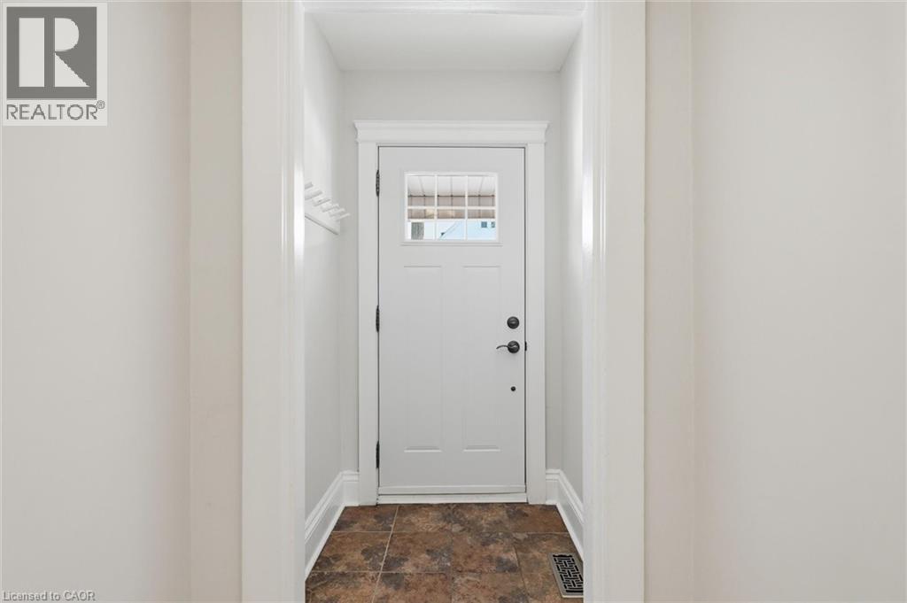 43 Belview Avenue, Hamilton, Ontario  L8L 7K7 - Photo 5 - 40814917