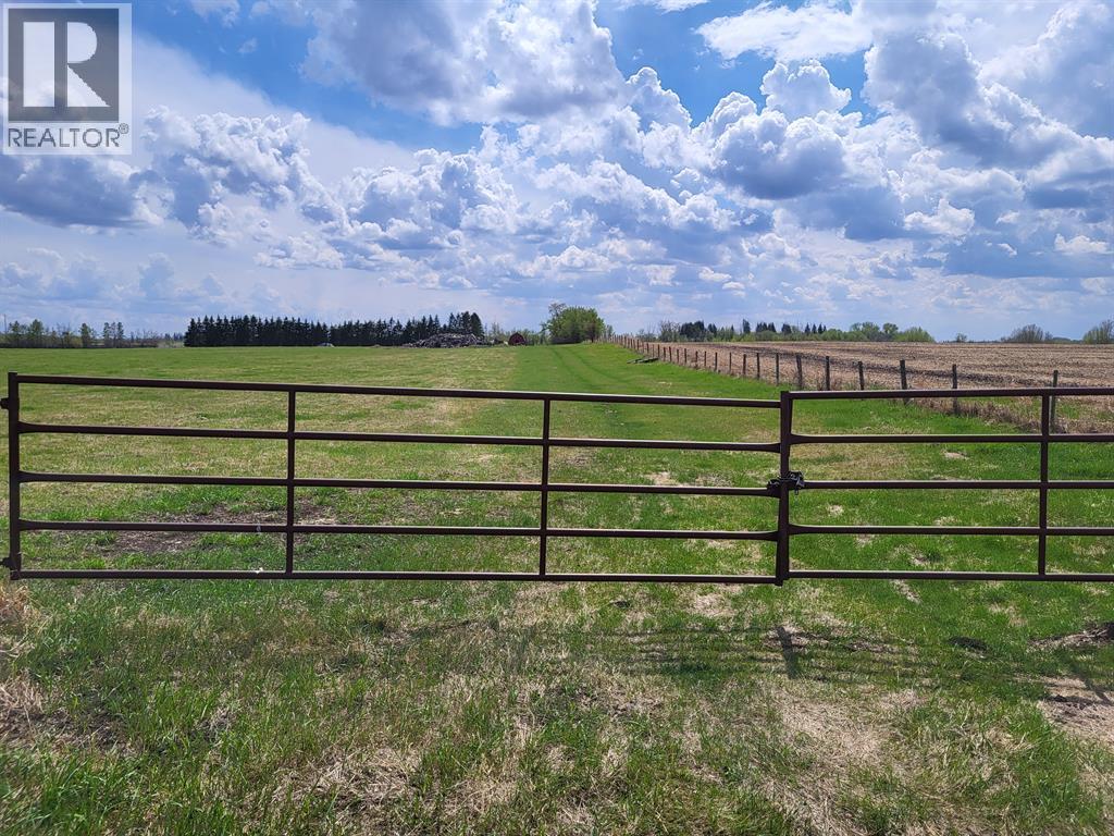 39064 C & E Trail, Red Deer, Alberta  T4N 5E1 - Photo 3 - A2268767