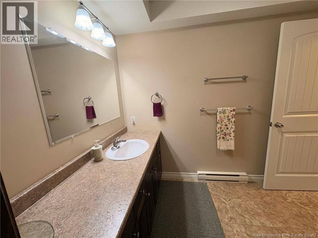 165 Valcour Drive Unit# 105, Fredericton, New Brunswick  E3C 0H5 - Photo 21 - NB135909