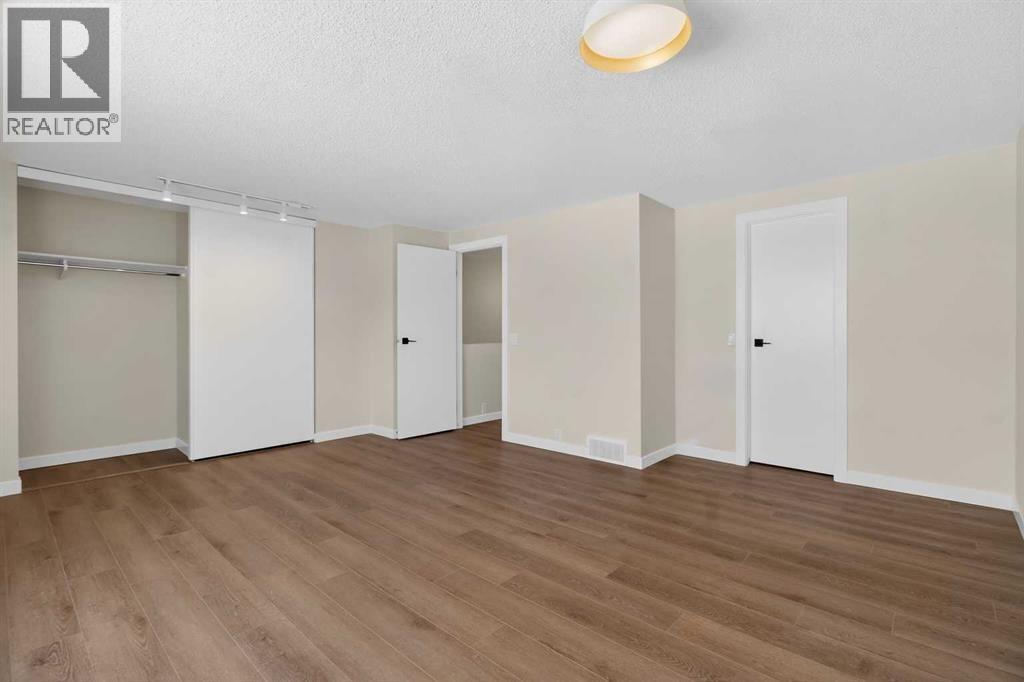 5 Bermuda Lane NW, Calgary, Alberta  T3K 2K1 - Photo 27 - A2296257