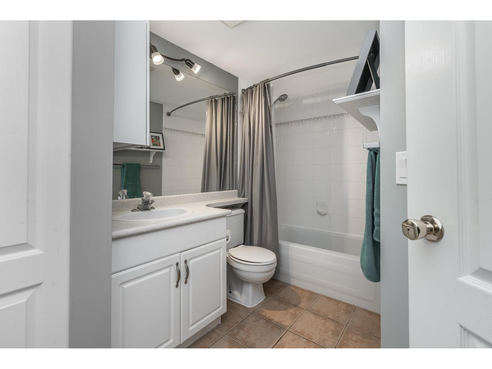 207 33738 King Road, Abbotsford, British Columbia  V2S 8J5 - Photo 20 - R3104468