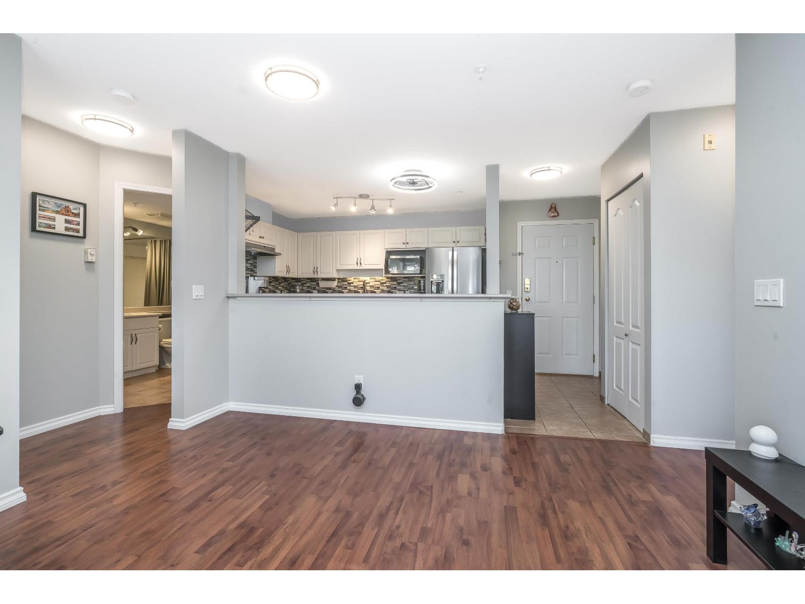 207 33738 King Road, Abbotsford, British Columbia  V2S 8J5 - Photo 10 - R3104468