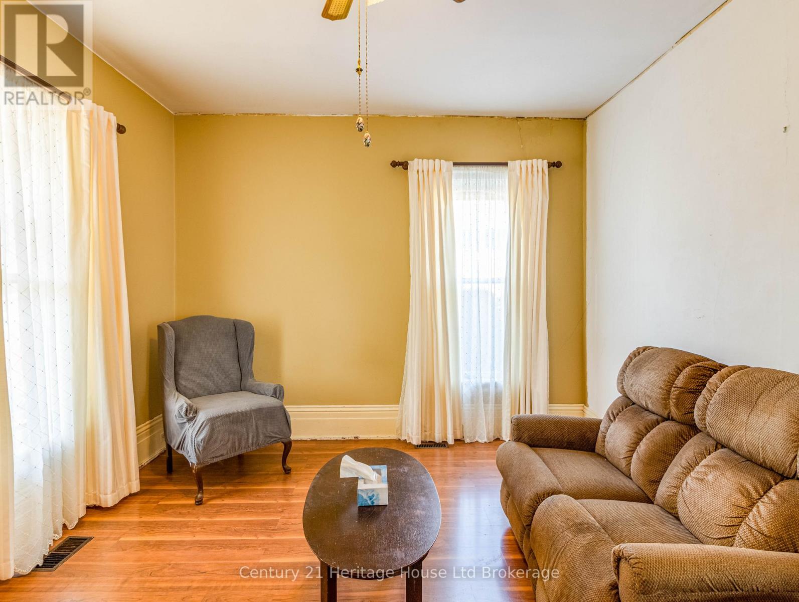 657 Frances Street, Woodstock, Ontario N4S 1Z9 - Photo 10 - X12935684