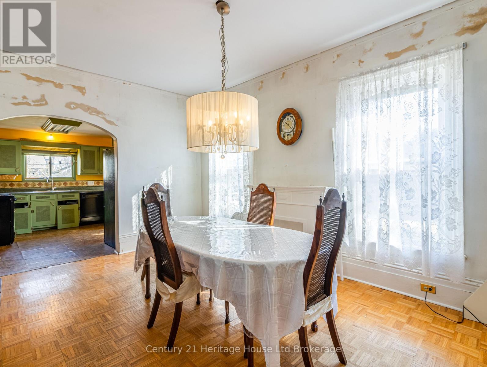 657 Frances Street, Woodstock, Ontario N4S 1Z9 - Photo 12 - X12935684