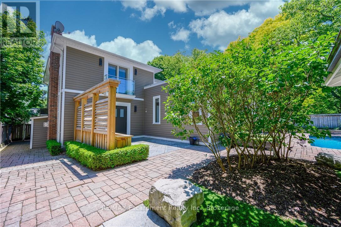 287 Macdonald Road, Oakville, Ontario  L6J 2A6 - Photo 33 - W12937046