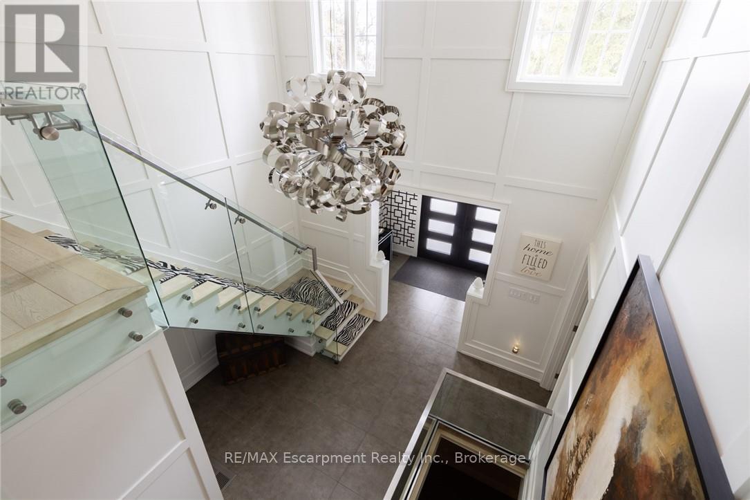 287 Macdonald Road, Oakville, Ontario  L6J 2A6 - Photo 5 - W12937046