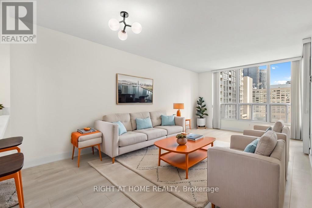 1103 - 750 Bay Street, Toronto, Ontario  M5G 1N6 - Photo 3 - C12933978