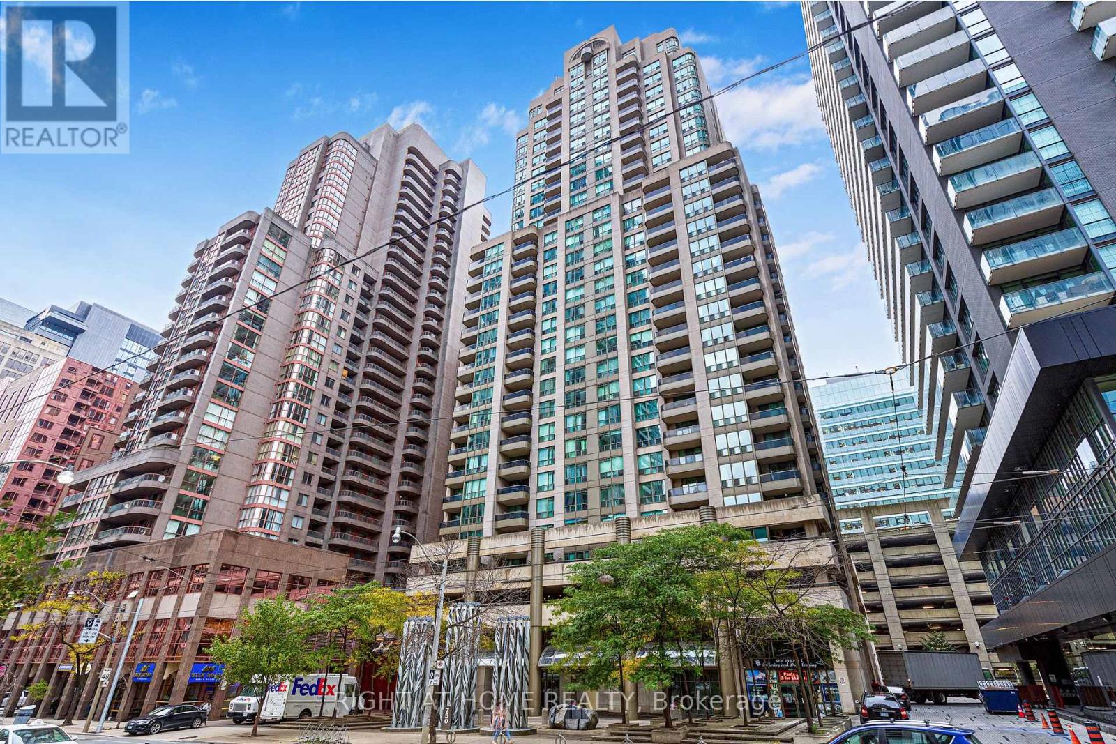 1103 - 750 Bay Street, Toronto, Ontario  M5G 1N6 - Photo 22 - C12933978