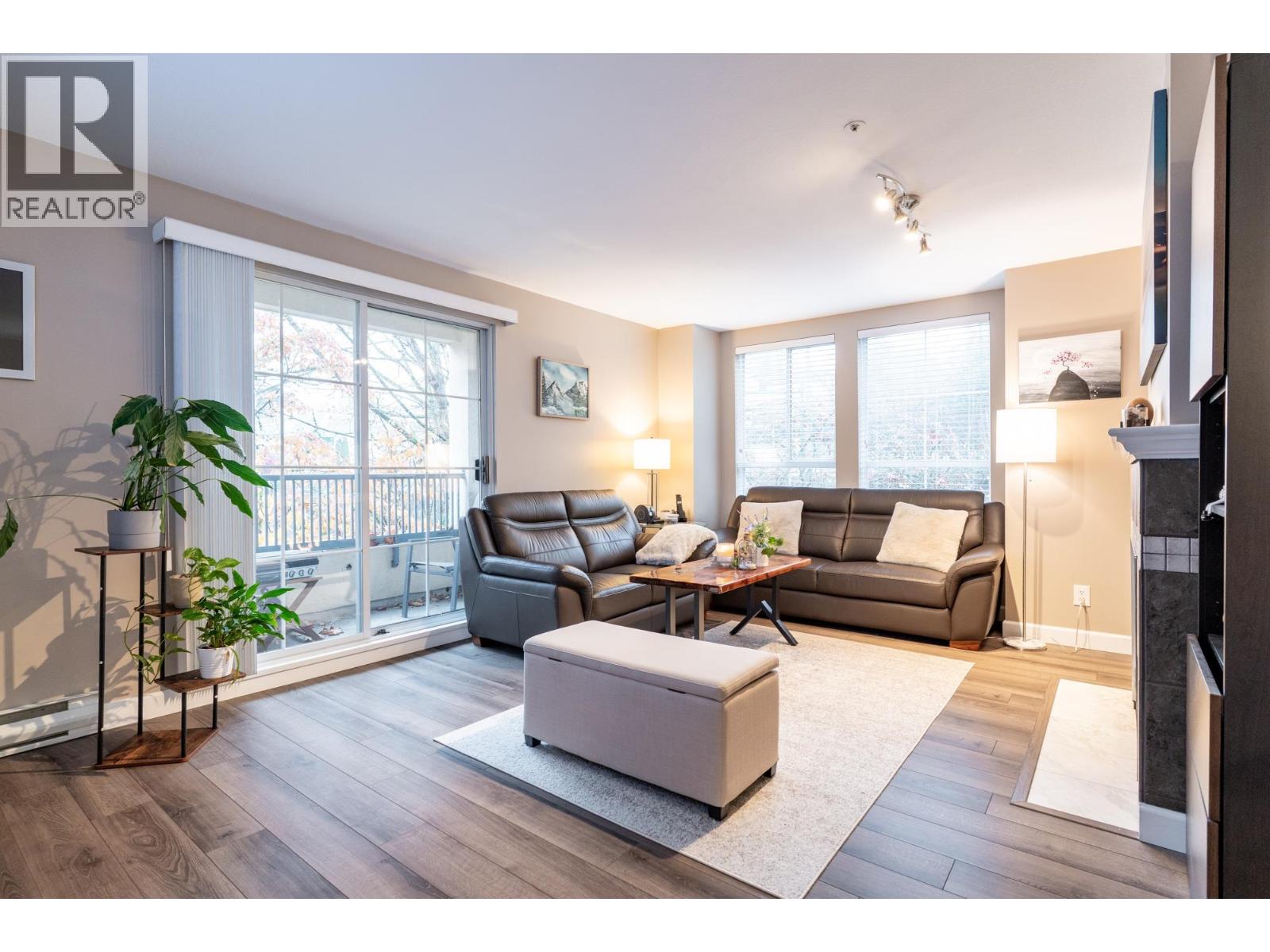 219 295 Schoolhouse Street, Coquitlam, British Columbia  V3K 6X5 - Photo 2 - R3104903