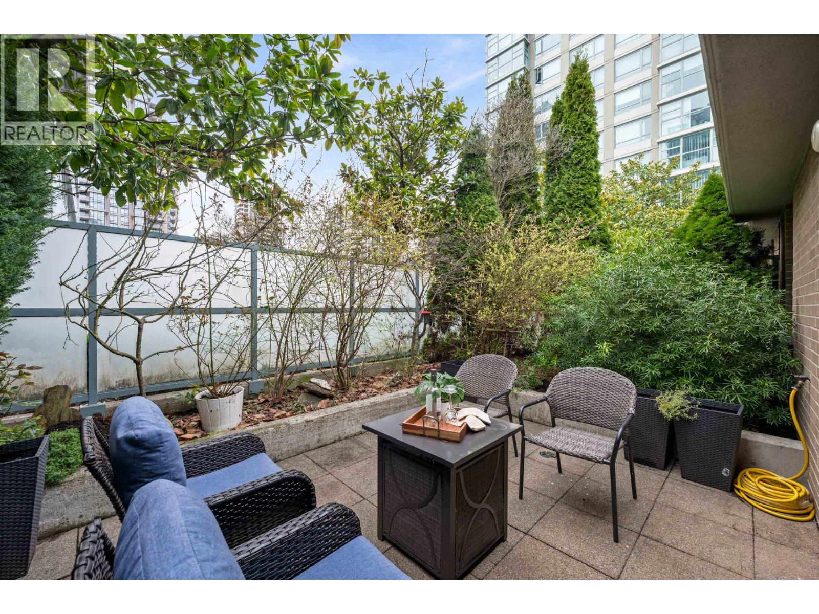 Th4 1889 Rosser Avenue, Burnaby, British Columbia  V5C 6R4 - Photo 20 - R3104908