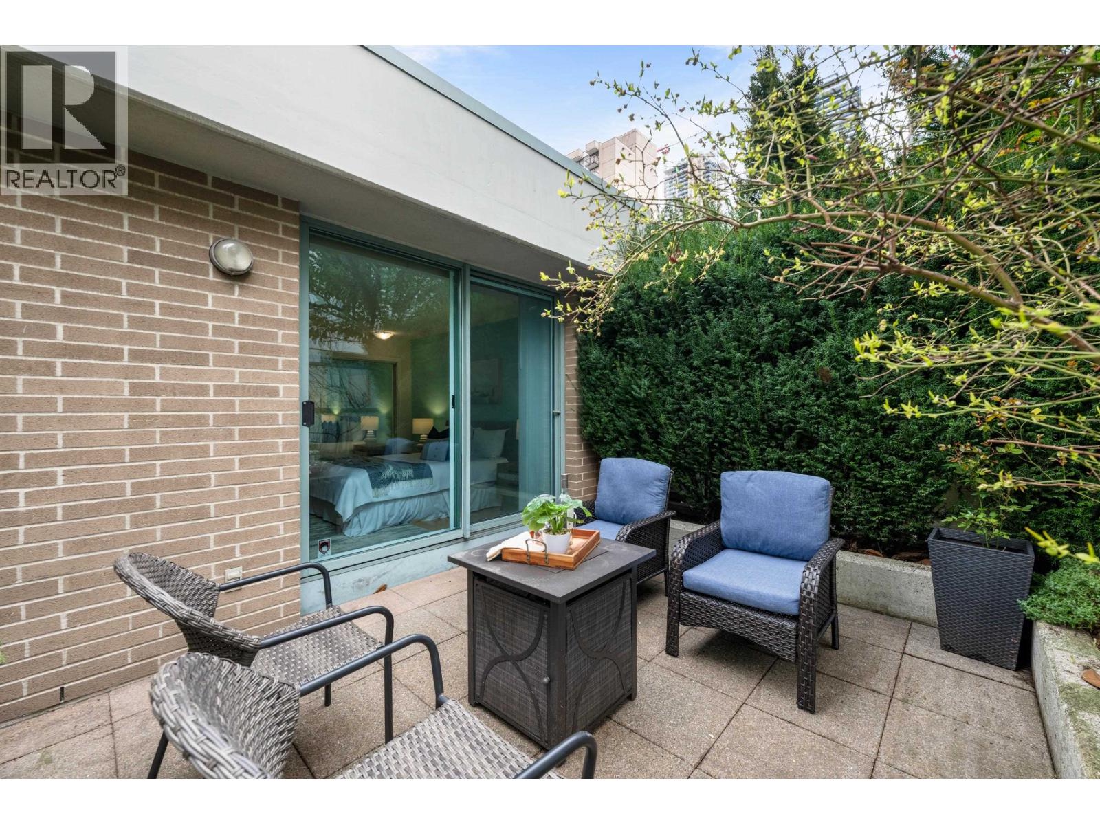 Th4 1889 Rosser Avenue, Burnaby, British Columbia  V5C 6R4 - Photo 21 - R3104908