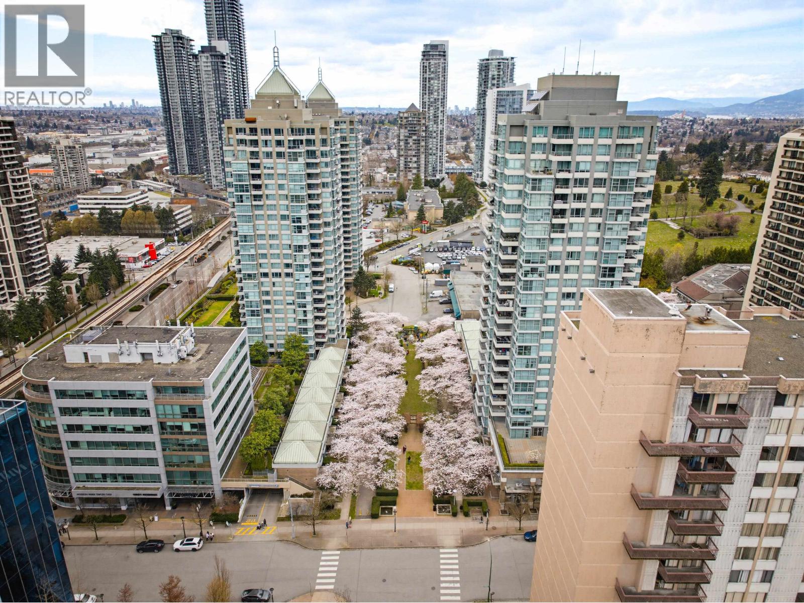 Th4 1889 Rosser Avenue, Burnaby, British Columbia  V5C 6R4 - Photo 30 - R3104908