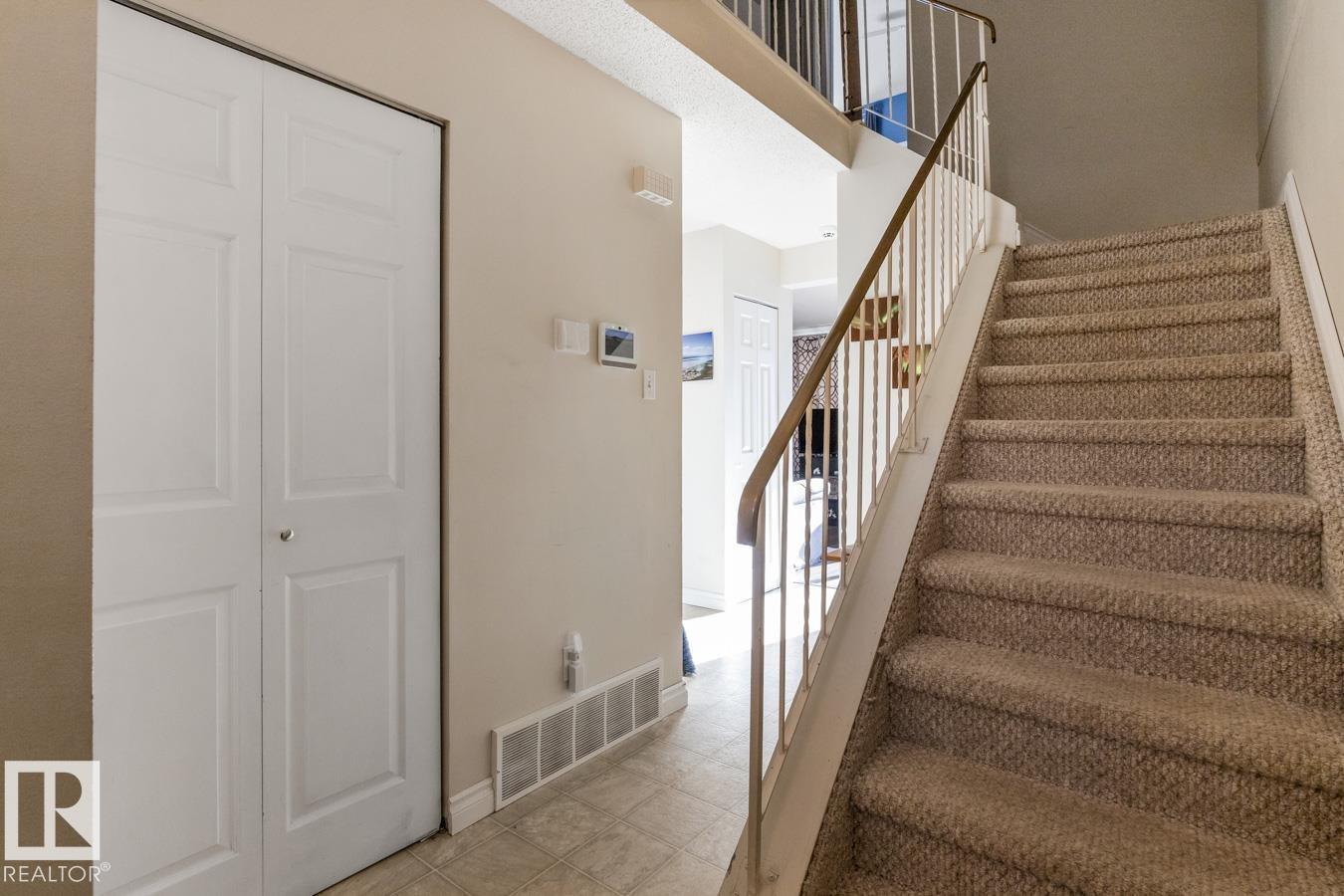 1257 Hooke Rd Nw, Edmonton, Alberta  T5A 4A5 - Photo 5 - E4473747