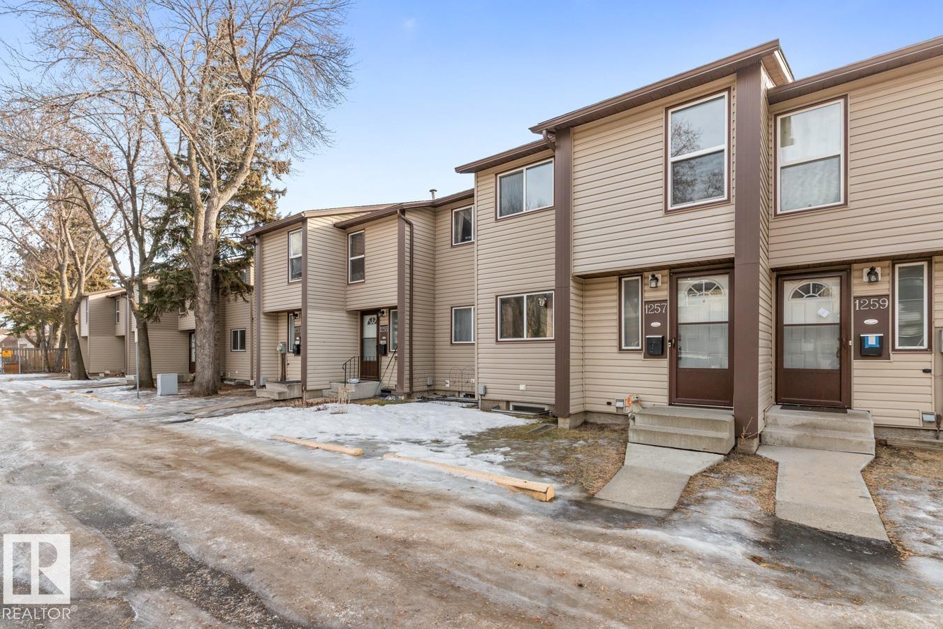 1257 Hooke Rd Nw, Edmonton, Alberta  T5A 4A5 - Photo 3 - E4473747