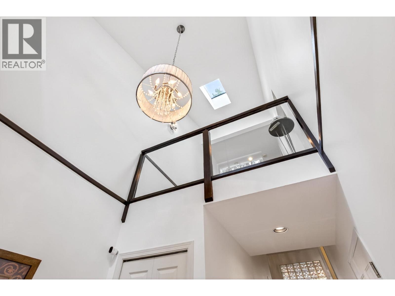 46a Deerwood Place, Port Moody, British Columbia  V3H 4X7 - Photo 4 - R3104674