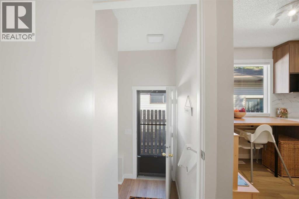 107 Wood Oak Way SW, Calgary, Alberta  T2W 3R3 - Photo 33 - A2295026