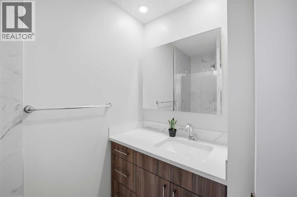 107 Wood Oak Way SW, Calgary, Alberta  T2W 3R3 - Photo 31 - A2295026