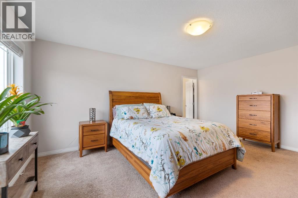 242 Hillcrest Square Sw, Airdrie, Alberta  T4B 4J2 - Photo 29 - A2295317