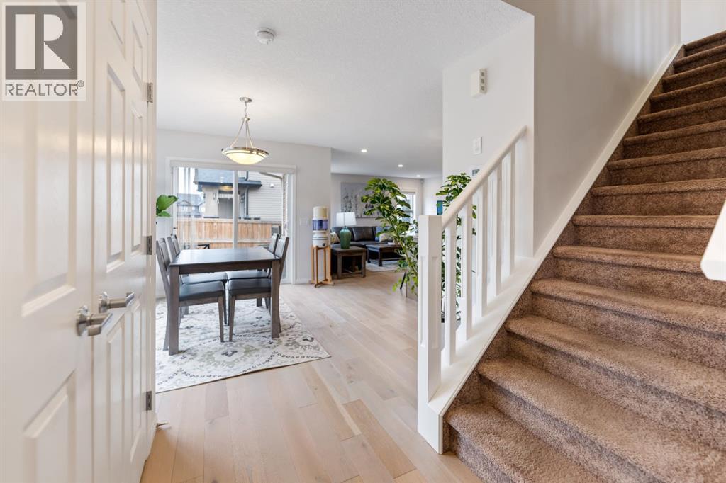242 Hillcrest Square Sw, Airdrie, Alberta  T4B 4J2 - Photo 10 - A2295317