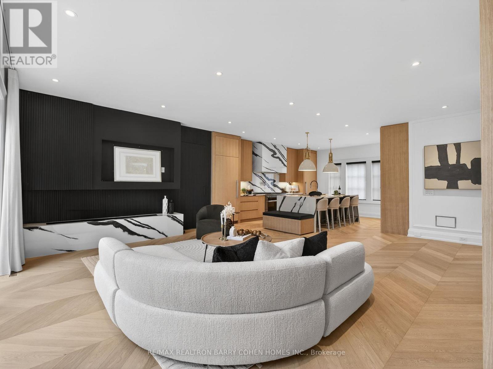 62 Maple Avenue, Toronto, Ontario  M4W 2T7 - Photo 11 - C12936978