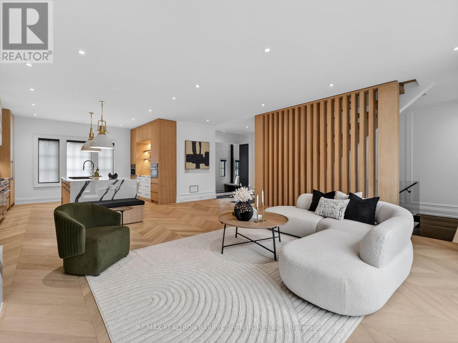 62 Maple Avenue, Toronto, Ontario  M4W 2T7 - Photo 12 - C12936978