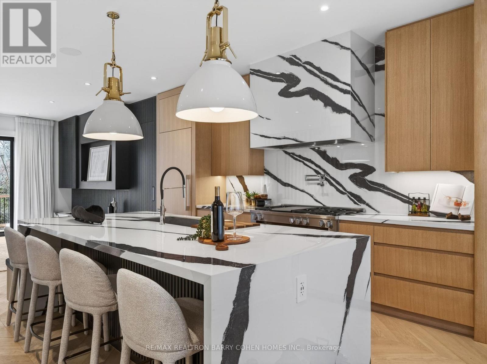 62 Maple Avenue, Toronto, Ontario  M4W 2T7 - Photo 15 - C12936978