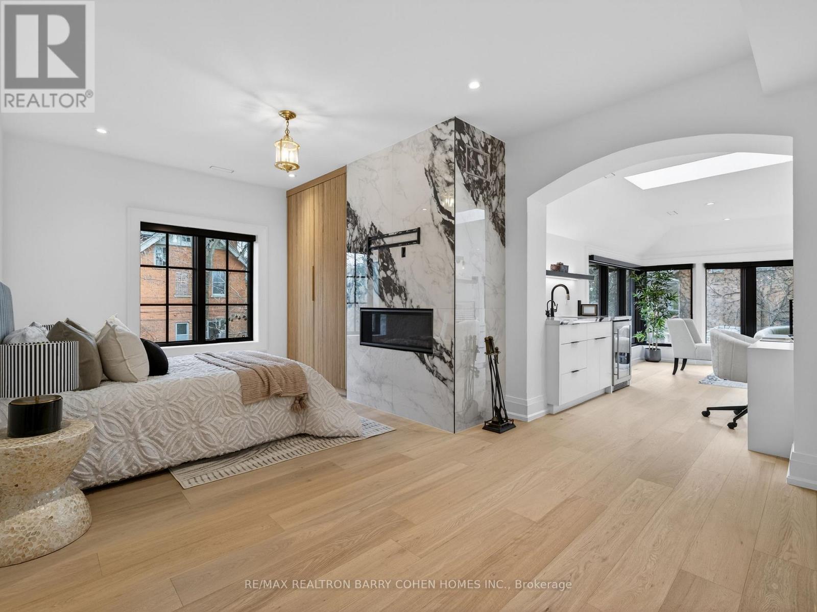 62 Maple Avenue, Toronto, Ontario  M4W 2T7 - Photo 26 - C12936978