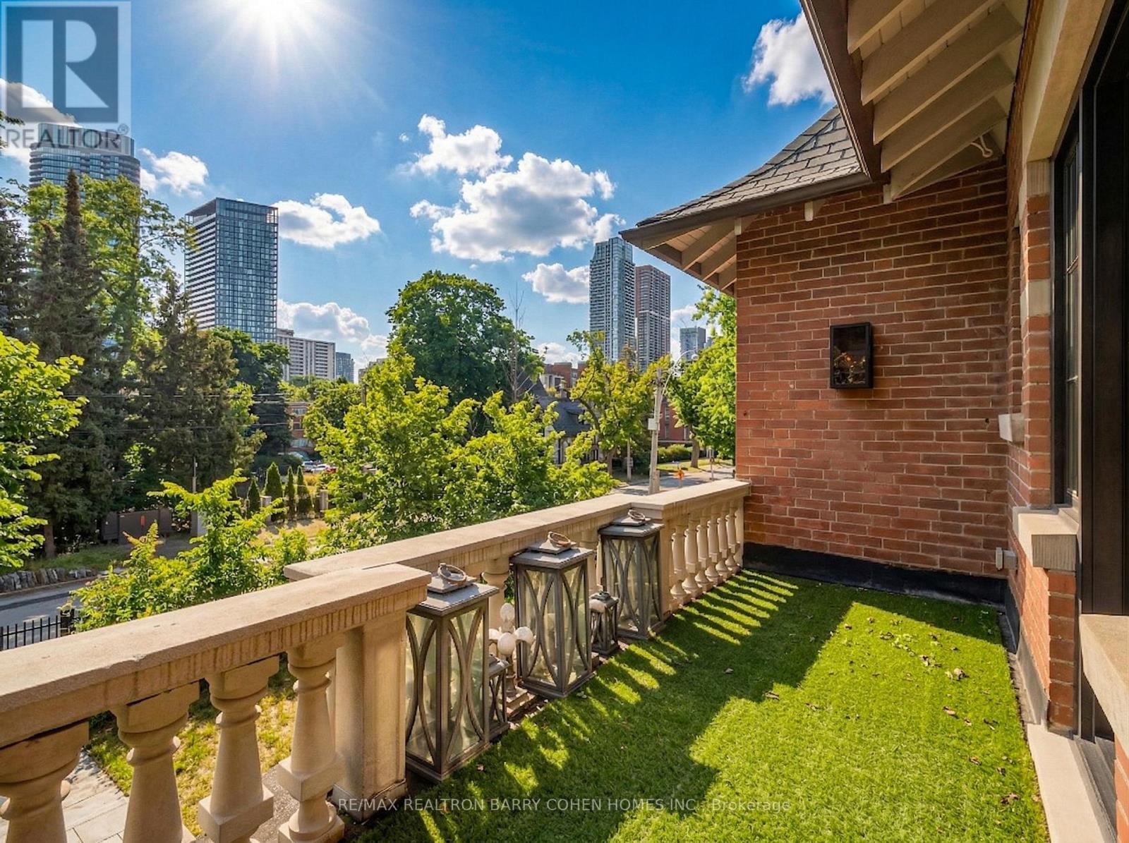 62 Maple Avenue, Toronto, Ontario  M4W 2T7 - Photo 31 - C12936978