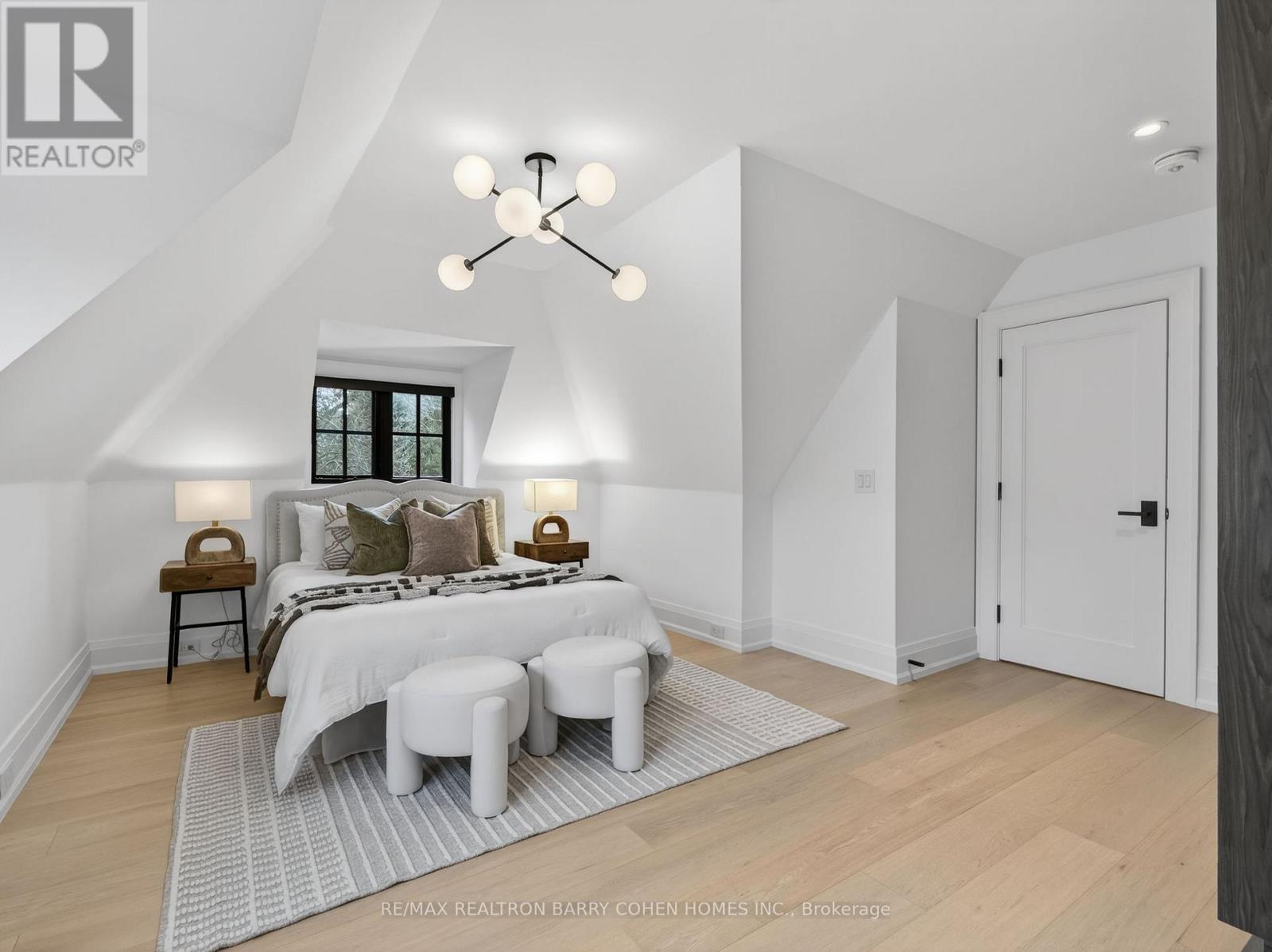 62 Maple Avenue, Toronto, Ontario  M4W 2T7 - Photo 36 - C12936978