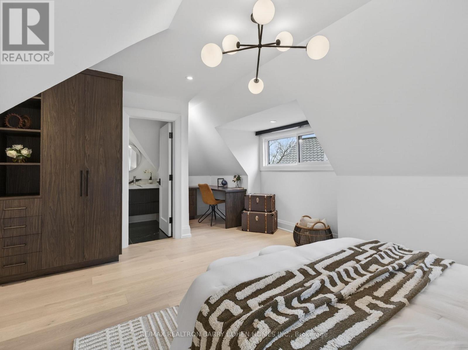 62 Maple Avenue, Toronto, Ontario  M4W 2T7 - Photo 37 - C12936978