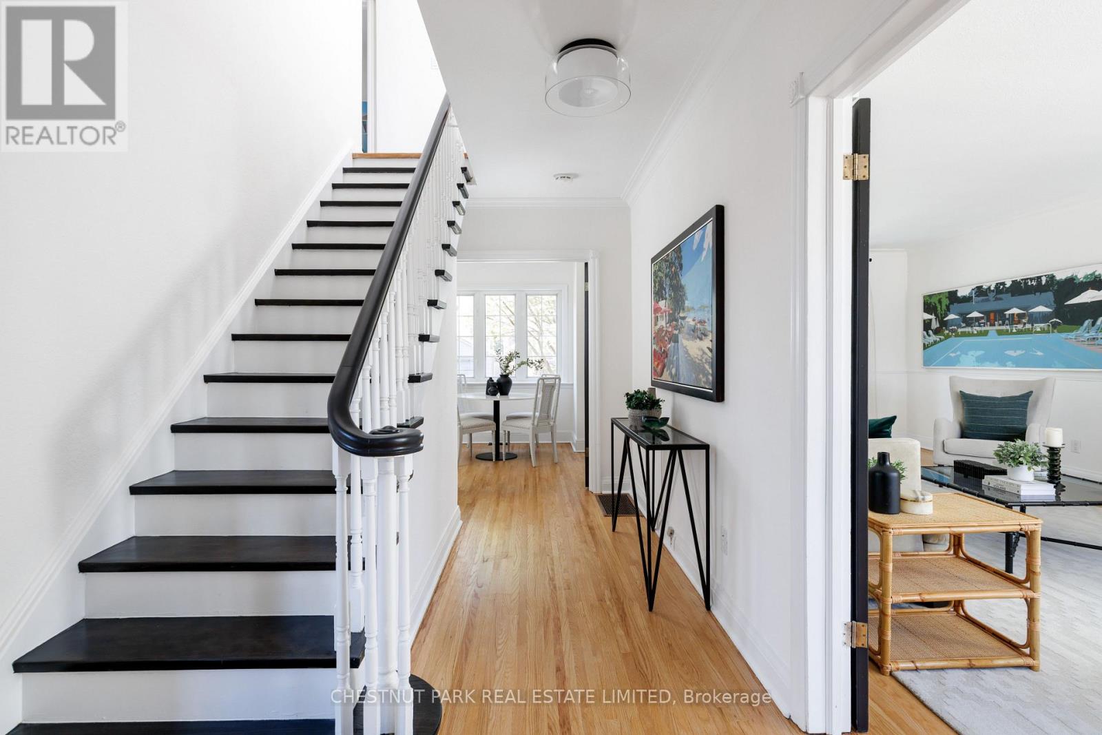 264 Oriole Parkway, Toronto, Ontario  M5P 2H3 - Photo 4 - C12936998