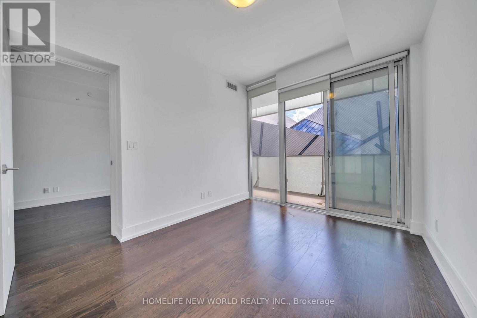 402 - 200 Bloor Street W, Toronto, Ontario  M5S 1T8 - Photo 16 - C12937004