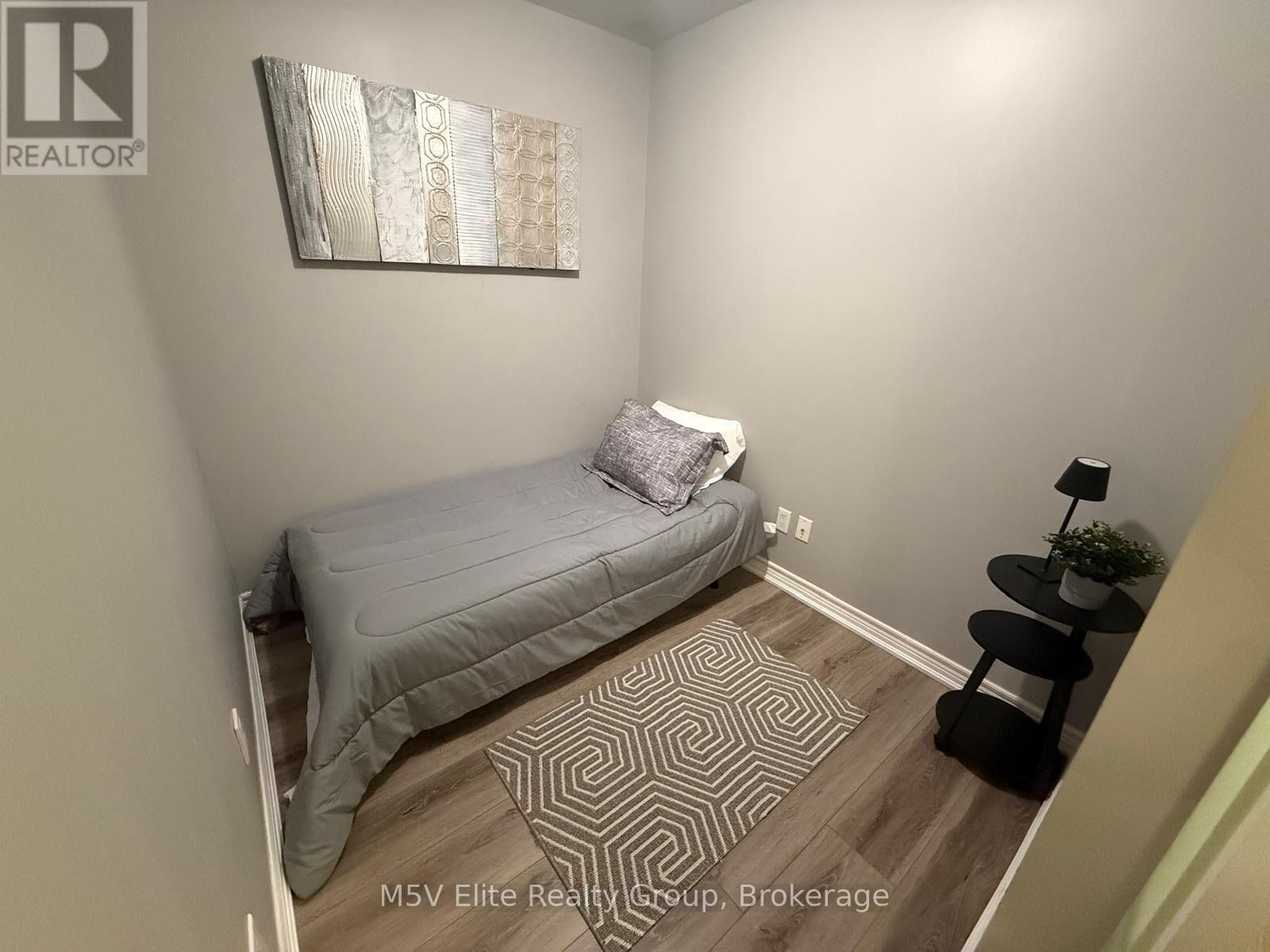 Unknown Address, ,     - Photo 17 - C12937050